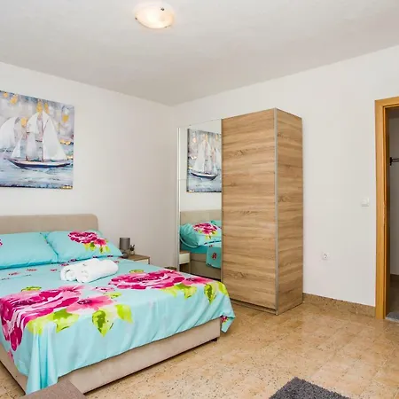 Little Paradise Apartamento *