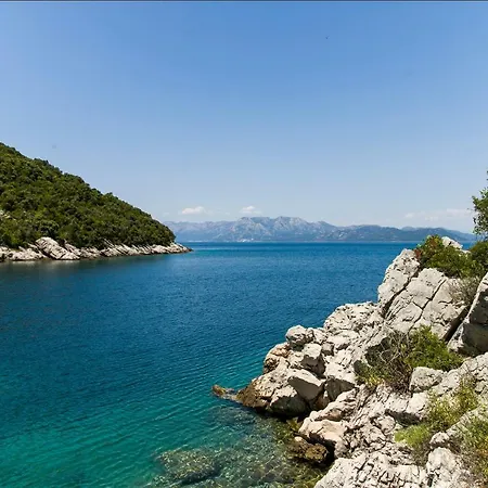 Little Paradise Osobjava