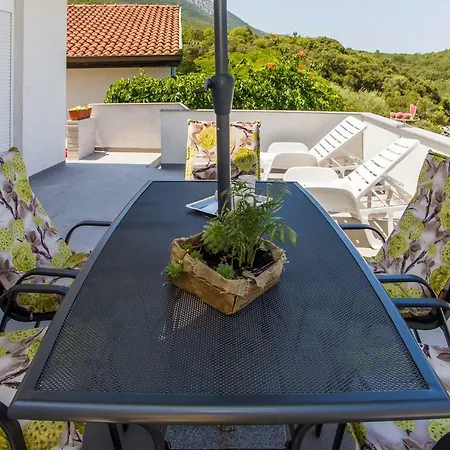 Little Paradise Apartment